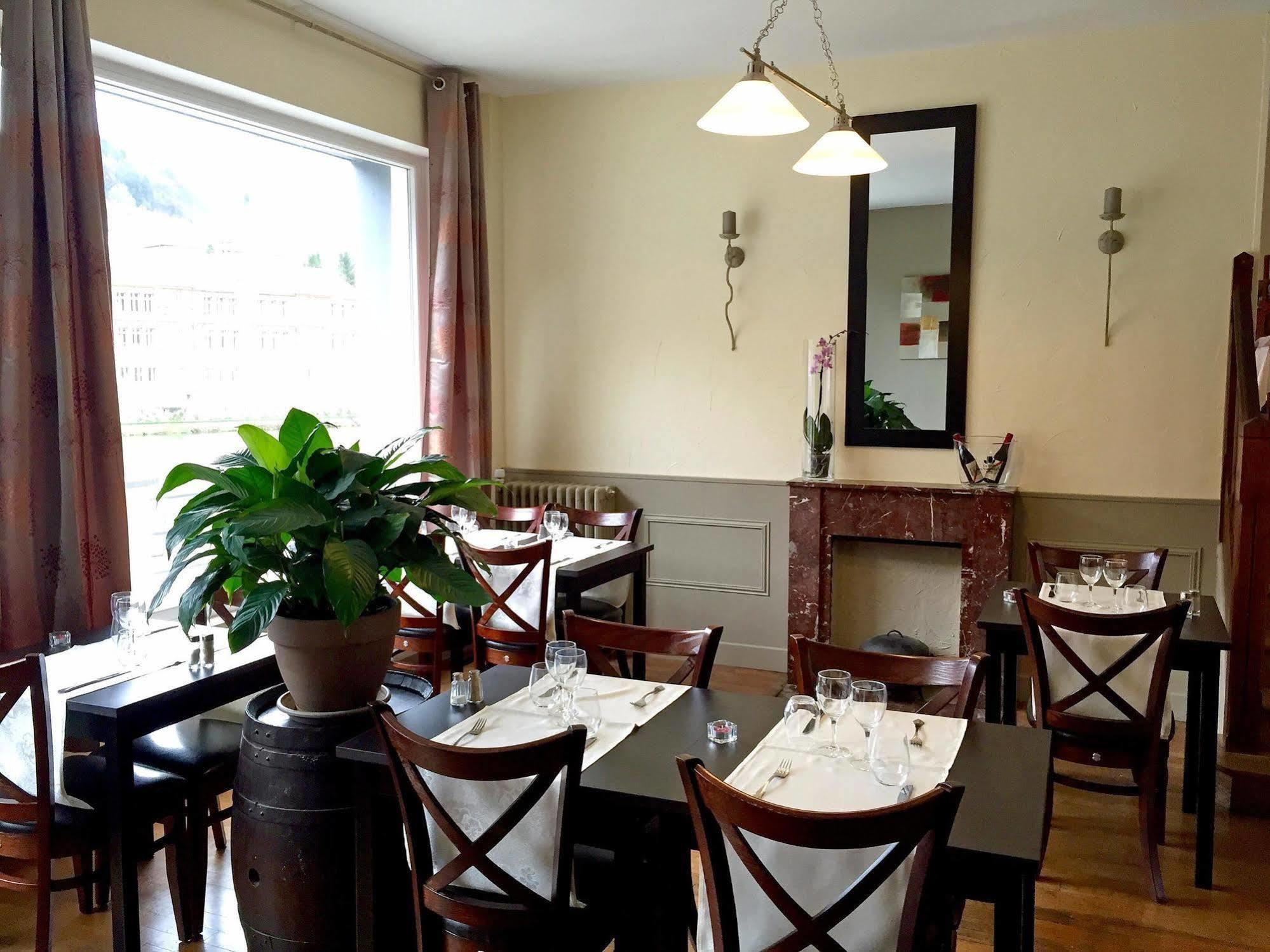 Monthermé Les Boucles De Meuse Hotel 3 Etoiles מראה חיצוני תמונה